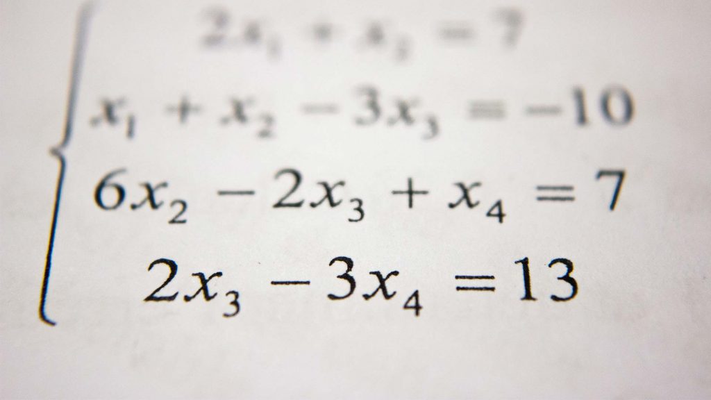 Mathematische Gleichung in einem Buch