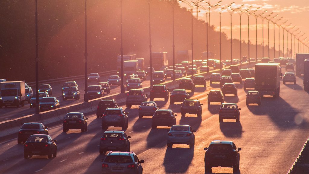 Viel Automobil-Verkehr