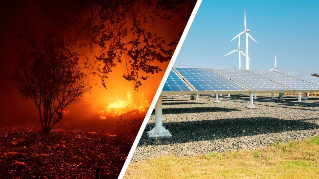 Zweigeteiltes Bild: Waldbrand links, Solar- und Windkraftanlagen vor blauem Himmel auf der rechten Seite